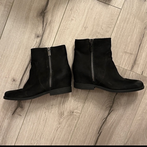 Kork-Ease Ramona Leather ankle boot + Kenneth Cole Reaction Suede boots bundle - Picture 16 of 16